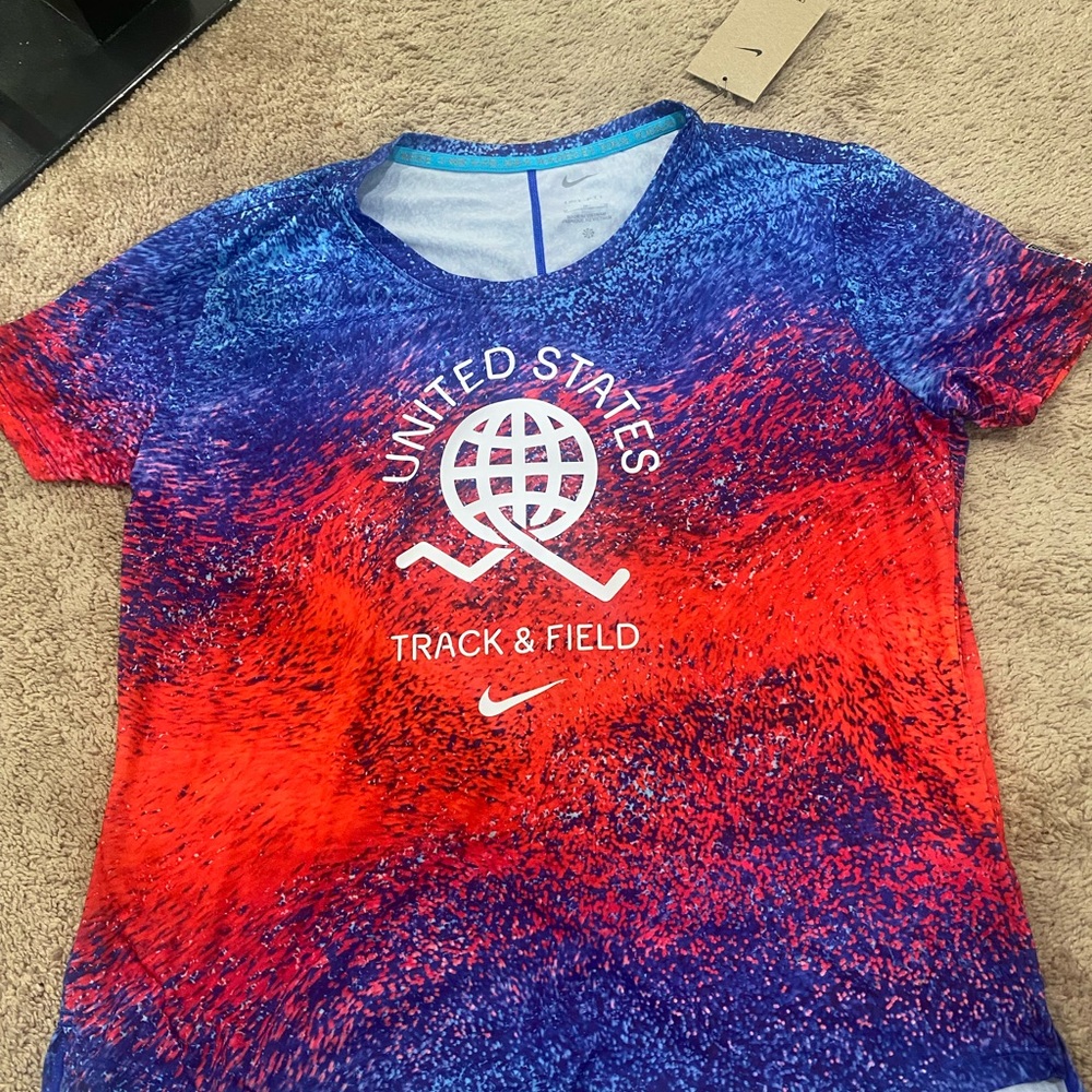 Nike USA One Women's Nike Dri-FIT Running Short-Sleeve Top